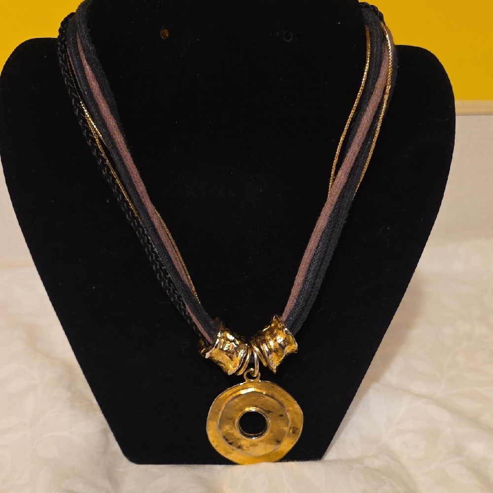 Elegant Gold Pendant Necklace [2/$15] - Picture 4 of 4